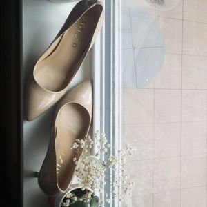 NIB Pointed Toe Nude 3¾" Pumps